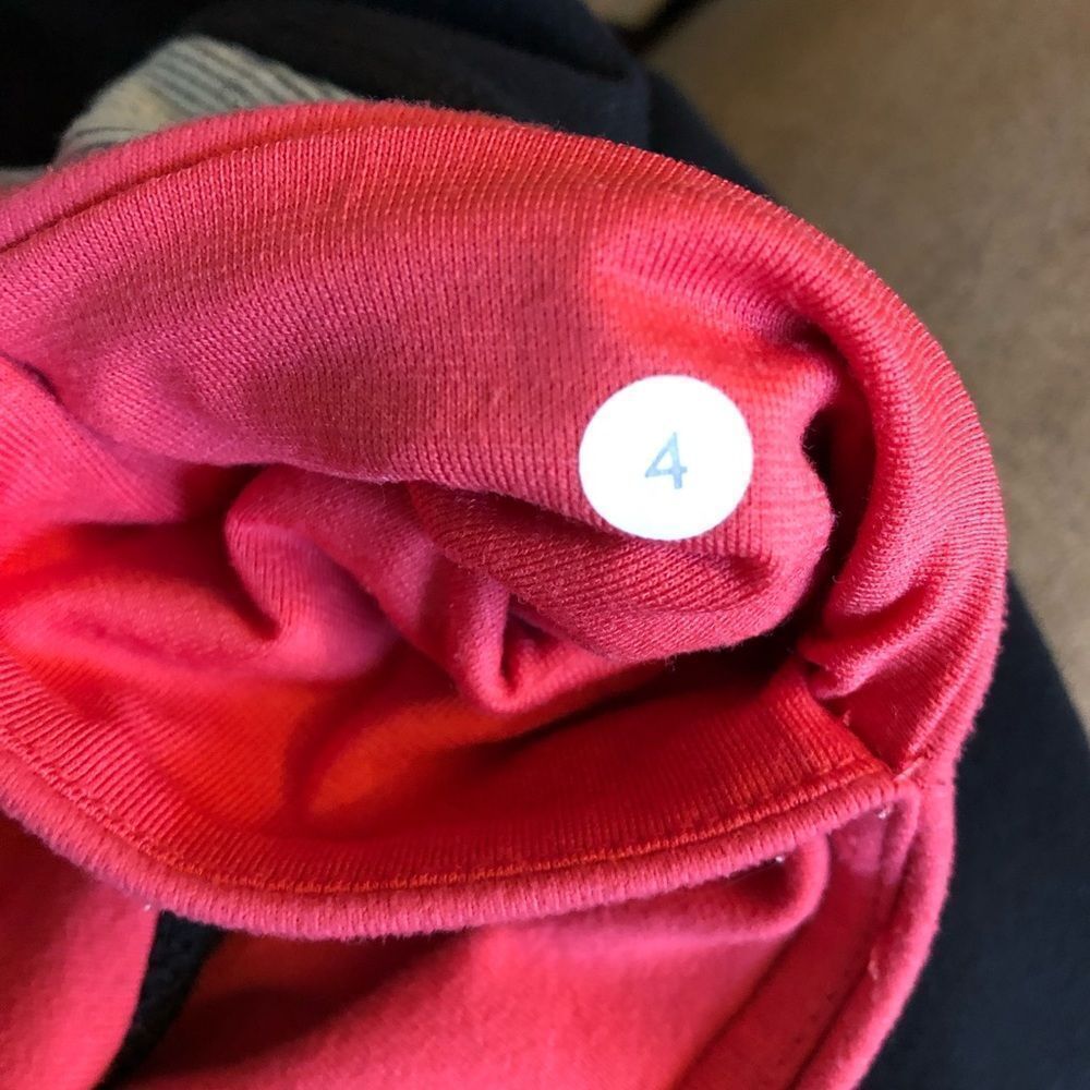 Lululemon Cropped Pants - Picture 3 of 3